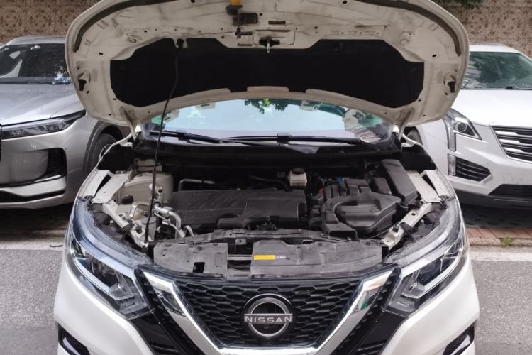 Used Nissan Qashqai 2023 Classic 2.0L CVT XV Comfort Edition Engine Bay