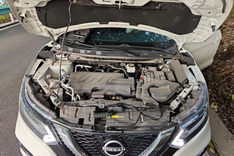 Used Nissan Qashqai 2023 Classic 2.0L CVT XV Comfort Edition Engine Bay