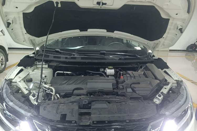 Used Nissan Qashqai 2023 Classic 2.0L CVT XV Comfort Edition Engine Bay