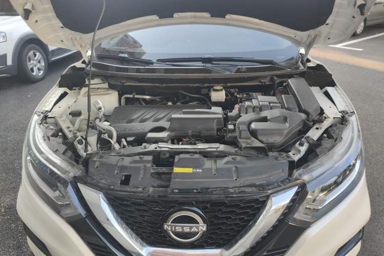 Used Nissan Qashqai 2023 Classic 2.0L CVT XV Comfort Edition Engine Bay