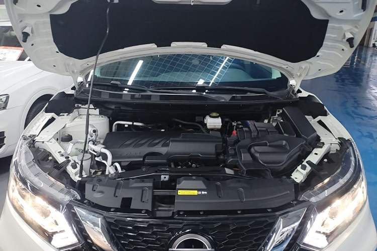 Used Nissan Qashqai 2023 Classic 2.0L CVT XV Comfort Edition Engine Bay