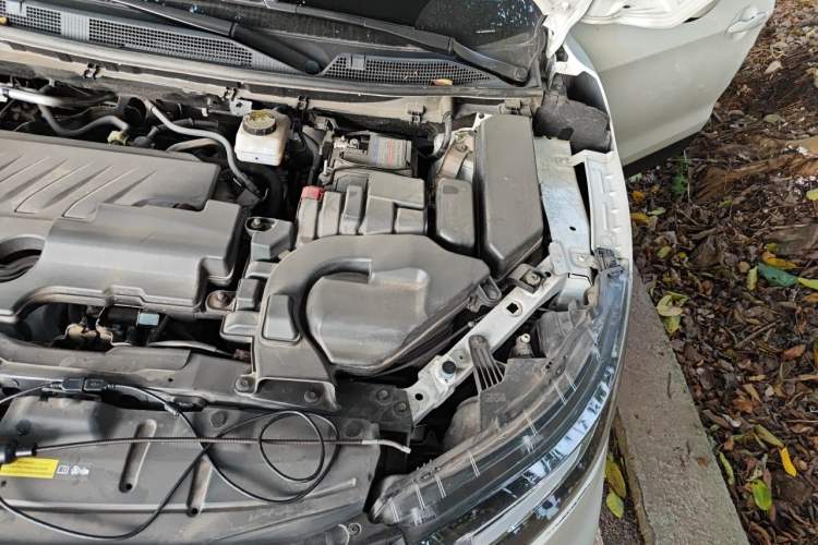 Used Nissan Qashqai 2023 Classic 2.0L CVT XV Comfort Edition Engine Bay Left