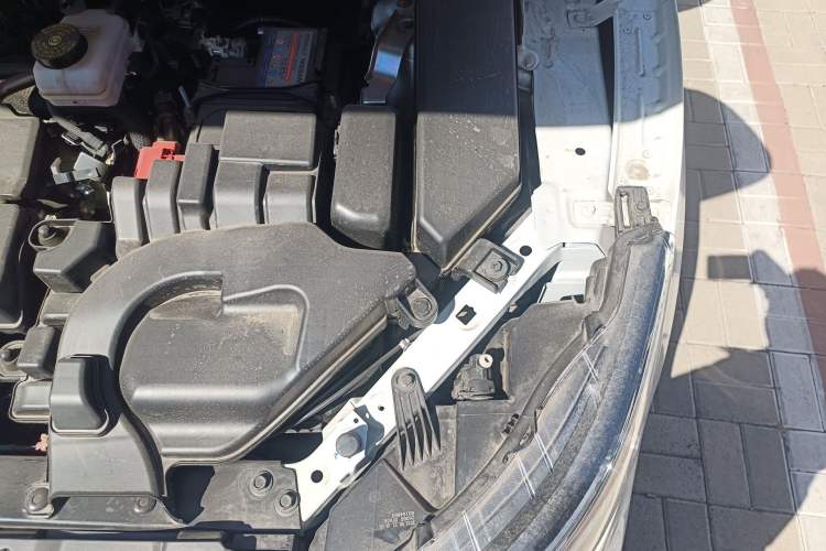 Used Nissan Qashqai 2023 Classic 2.0L CVT XV+ Leading Edition Engine Bay Left