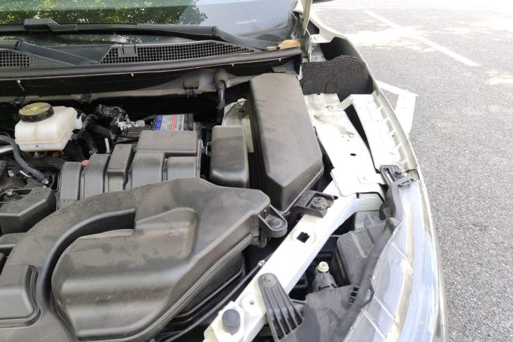 Used Nissan Qashqai 2023 Classic 2.0L CVT XV Comfort Edition Engine Bay Left