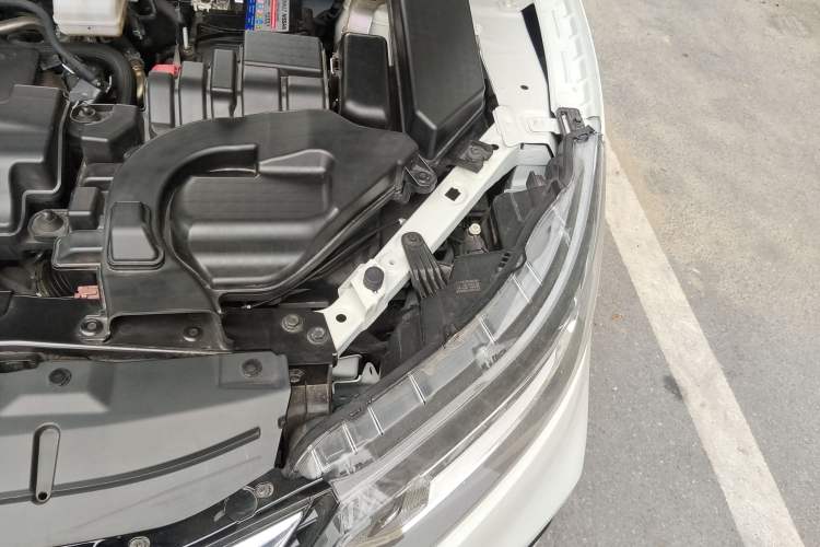 Used Nissan Qashqai 2023 Classic 2.0L CVT XV Comfort Edition Engine Bay Left
