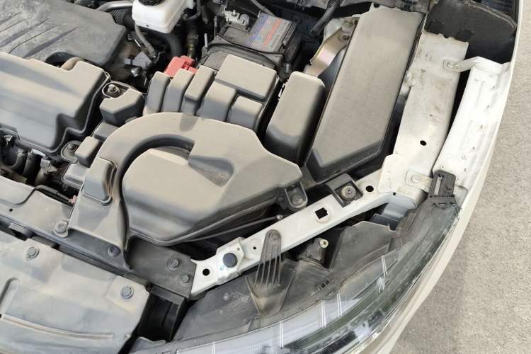 Used Nissan Qashqai 2023 Classic 2.0L CVT XV Prem. Smart Enjoyment Edition Engine Bay Left