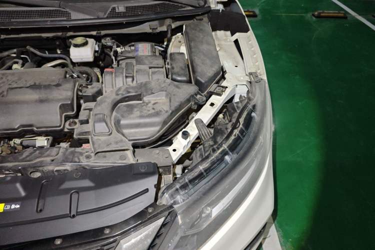 Used Nissan Qashqai 2023 Classic 2.0L CVT XV Comfort Edition Engine Bay Left