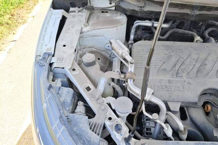 Used Nissan Qashqai 2023 Classic 2.0L CVT XV Comfort Edition Engine Bay Right