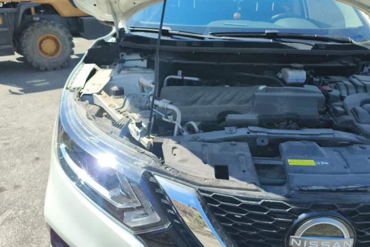 Used Nissan Qashqai 2023 Classic 2.0L CVT XV Comfort Edition Engine Bay Right
