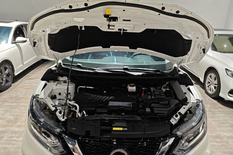 Used Nissan Qashqai 2023 Classic 2.0L CVT XV Comfort Edition Engine Bay