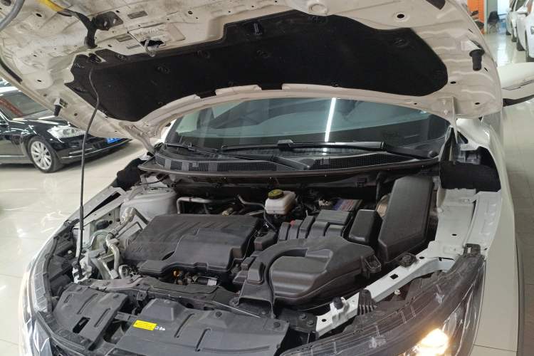 Used Nissan Qashqai 2023 Classic 2.0L CVT XV Comfort Edition Engine Bay