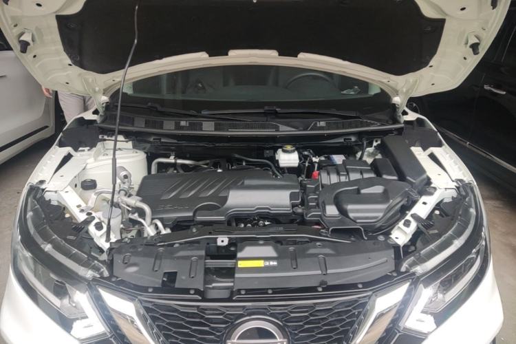 Used Nissan Qashqai 2023 Classic 2.0L CVT XV Comfort Edition Engine Bay