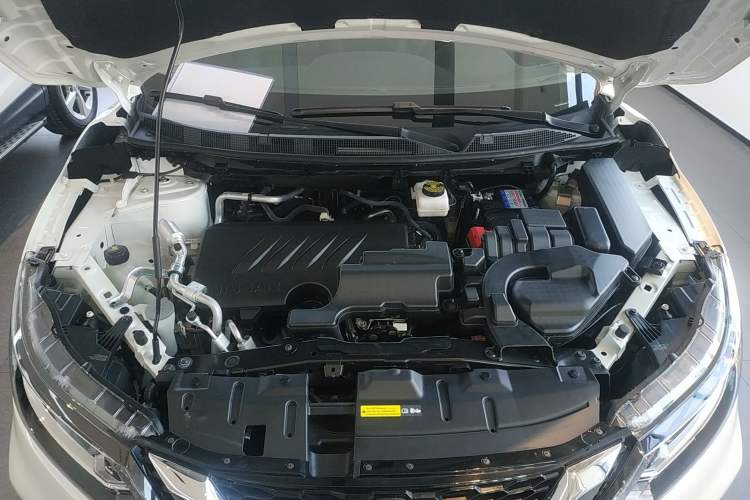 Used Nissan Qashqai 2023 Classic 2.0L CVT XV Comfort Edition Engine Bay