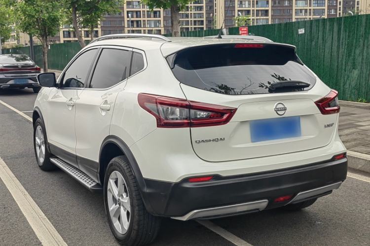 Used Nissan Qashqai 2023 Classic 2.0L CVT XV Comfort Edition Exterior 2