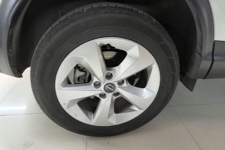 Used Nissan Qashqai 2023 Classic 2.0L CVT XV Comfort Edition Exterior 2