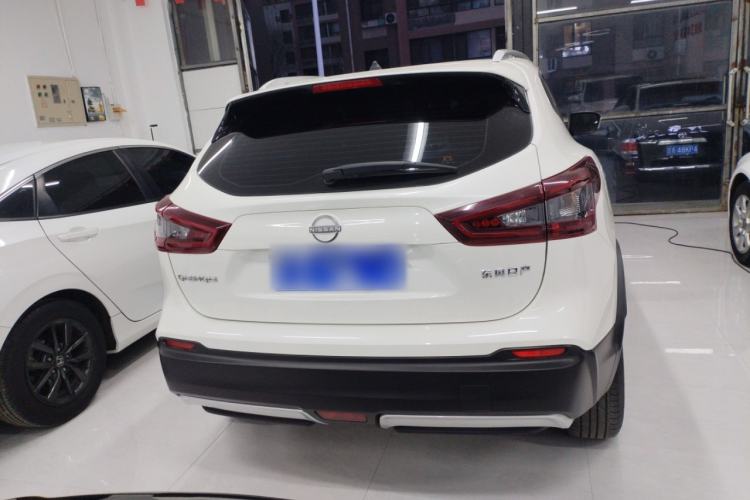Used Nissan Qashqai 2023 Classic 2.0L CVT XV Comfort Edition Exterior 3