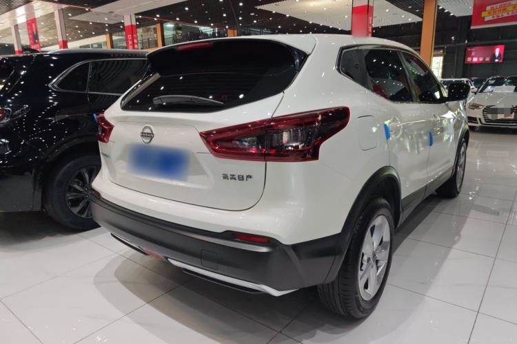 Used Nissan Qashqai 2023 Classic 2.0L CVT XV Comfort Edition Exterior 3