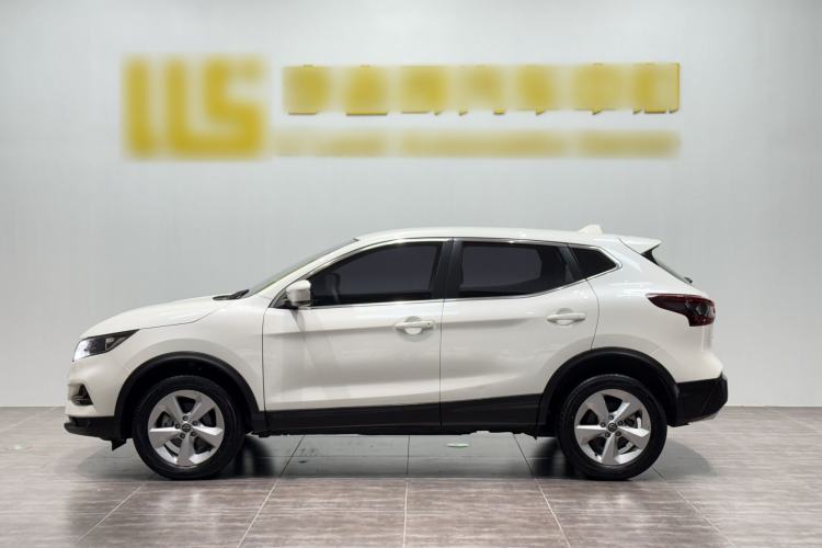 Used Nissan Qashqai 2023 Classic 2.0L CVT XV Comfort Edition Exterior 3