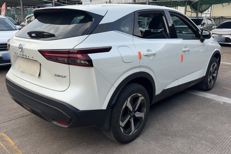 Used Nissan Qashqai 2023 1.3T CVT Luxury Edition Exterior 3