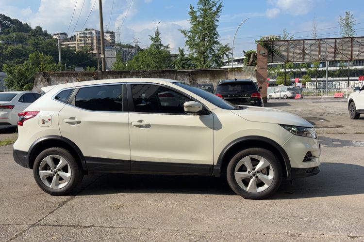 Used Nissan Qashqai 2023 Classic 2.0L CVT XV Comfort Edition Exterior 4