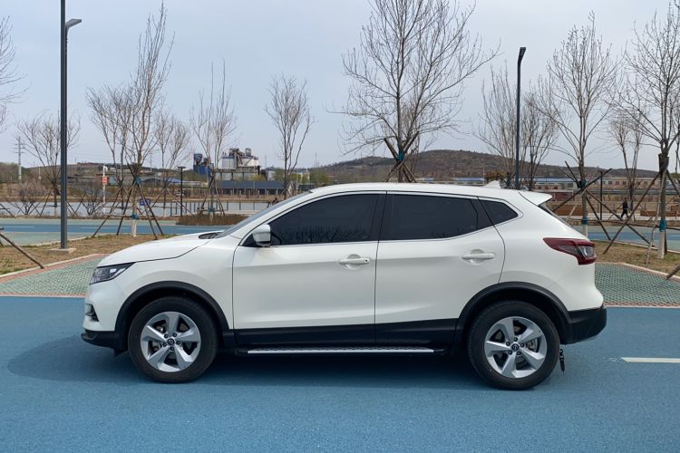 Used Nissan Qashqai 2023 Classic 2.0L CVT XV Comfort Edition Exterior 5