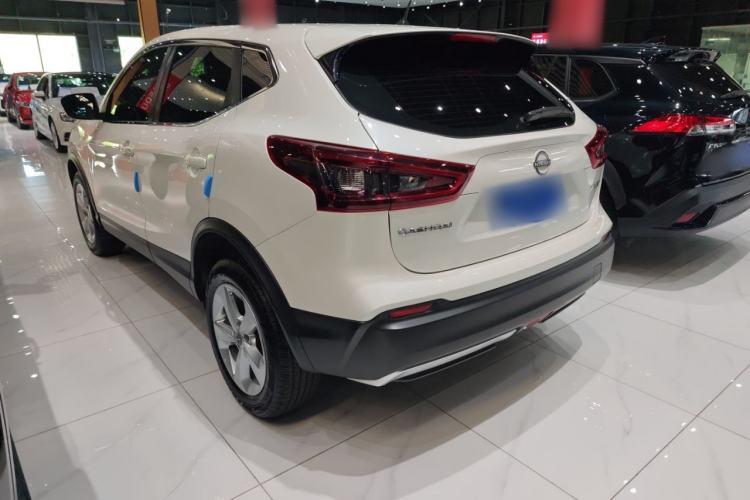 Used Nissan Qashqai 2023 Classic 2.0L CVT XV Comfort Edition Exterior 5