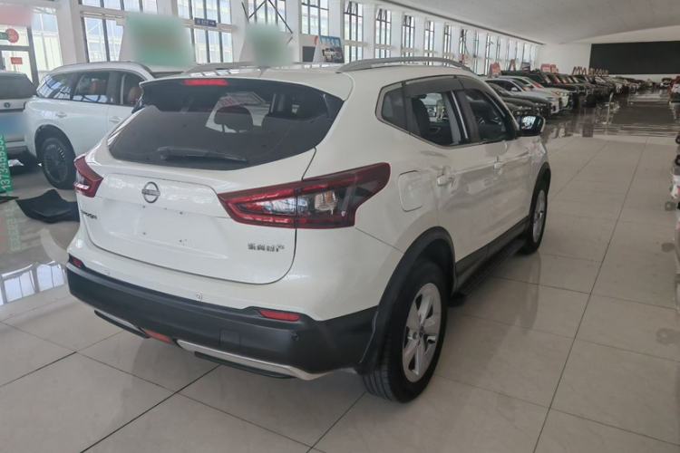 Used Nissan Qashqai 2023 Classic 2.0L CVT XV Comfort Edition Exterior 5