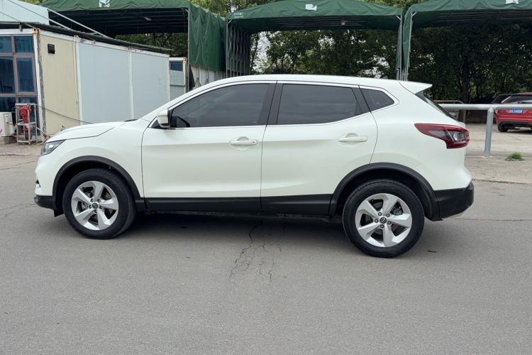 Used Nissan Qashqai 2023 Classic 2.0L CVT XV Comfort Edition Exterior 5