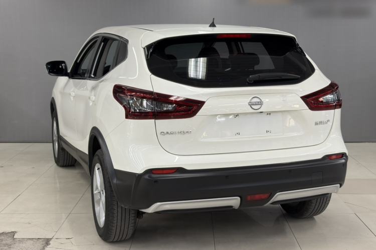 Used Nissan Qashqai 2023 Classic 2.0L CVT XV Comfort Edition Exterior 5