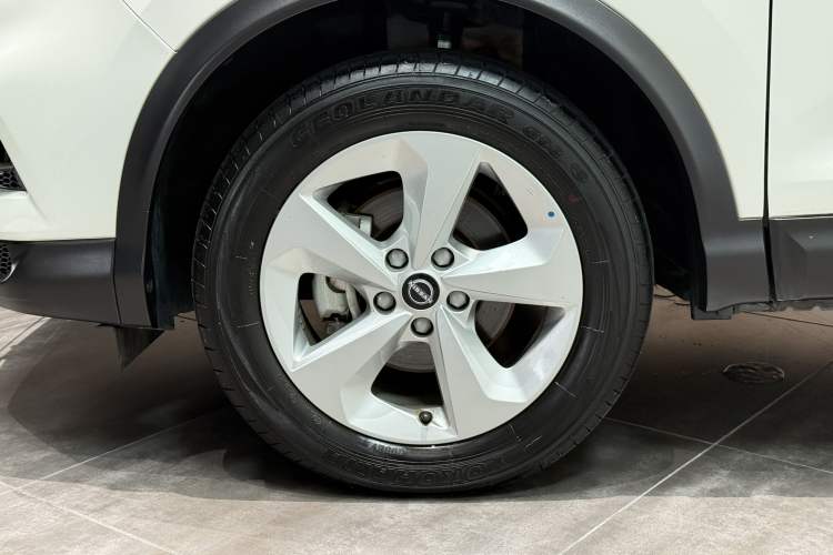 Used Nissan Qashqai 2023 Classic 2.0L CVT XV Comfort Edition Exterior 6