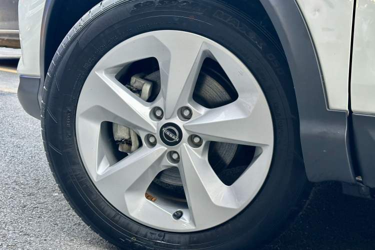 Used Nissan Qashqai 2023 Classic 2.0L CVT XV Comfort Edition Exterior 6