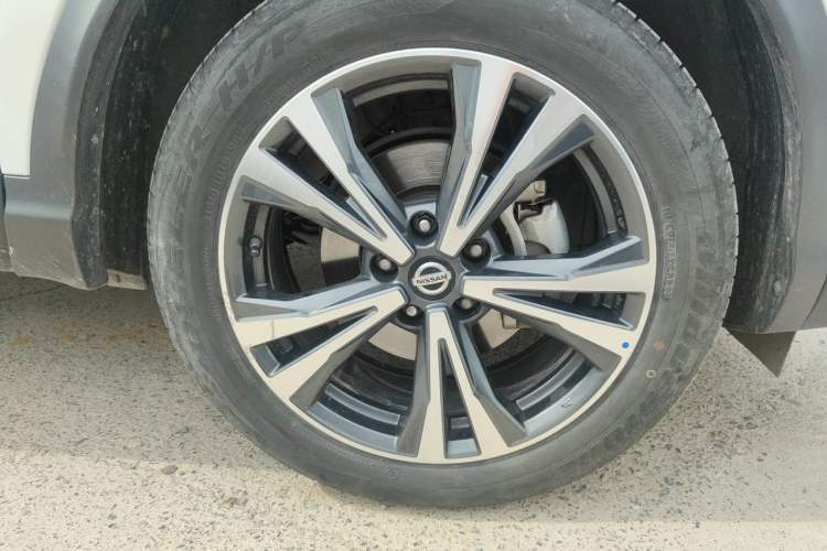 Used Nissan Qashqai 2023 Classic 2.0L CVT XV Prem. Smart Enjoyment Edition Exterior 7