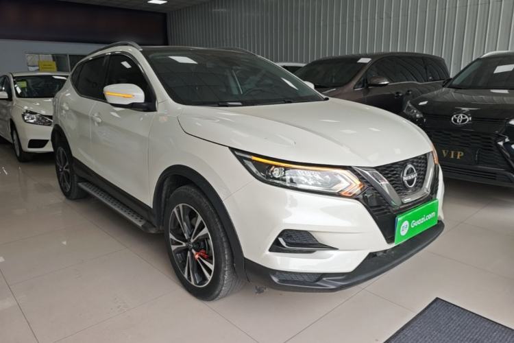 Used Nissan Qashqai 2023 Classic 2.0L CVT XV+ Leading Edition Front Right 45 Deg