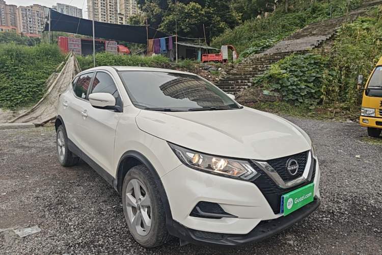Used Nissan Qashqai 2023 Classic 2.0L CVT XV Comfort Edition Front Right 45 Deg
