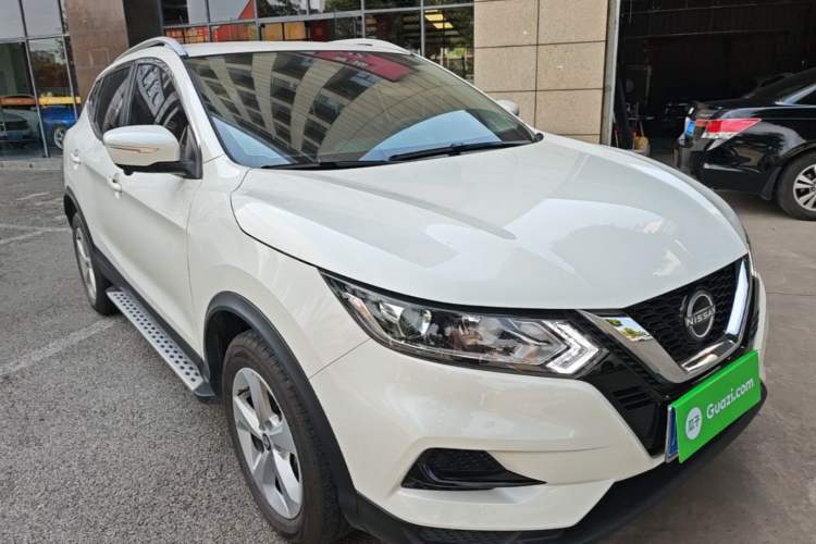 Used Nissan Qashqai 2023 Classic 2.0L CVT XV Comfort Edition Front Right 45 Deg