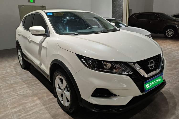 Used Nissan Qashqai 2023 Classic 2.0L CVT XV Comfort Edition Front Right 45 Deg