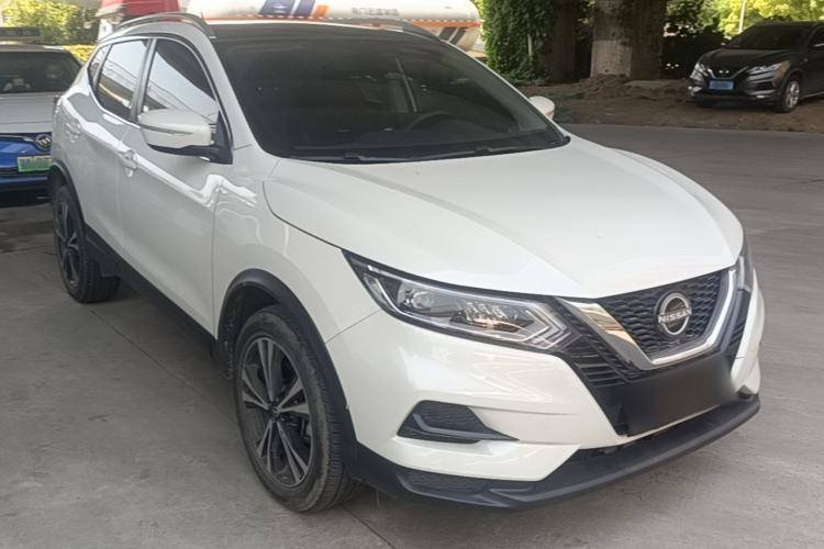 Used Nissan Qashqai 2023 Classic 2.0L CVT XV+ Leading Edition Front Right 45 Deg
