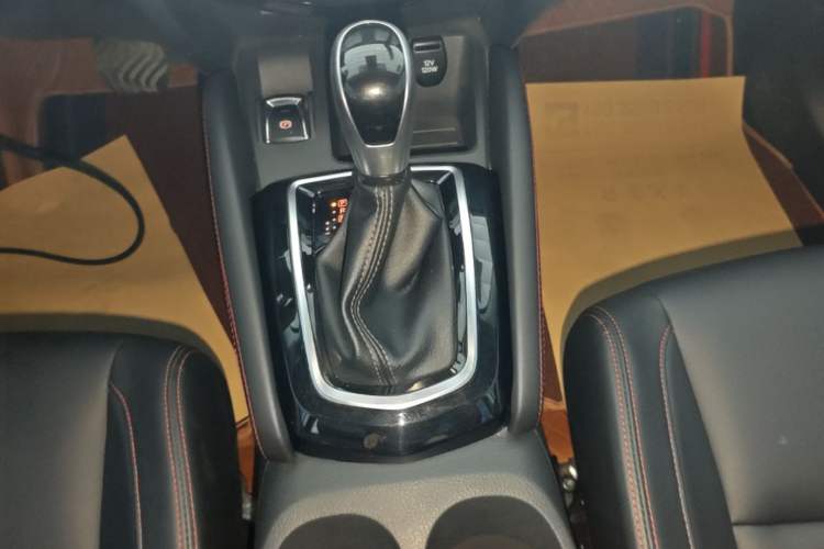 Used Nissan Qashqai 2023 Classic 2.0L CVT XV Comfort Edition Gear Lever