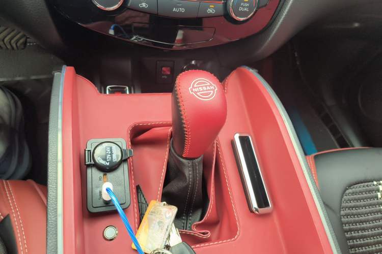 Used Nissan Qashqai 2023 Classic 2.0L CVT XV Comfort Edition Gear Lever