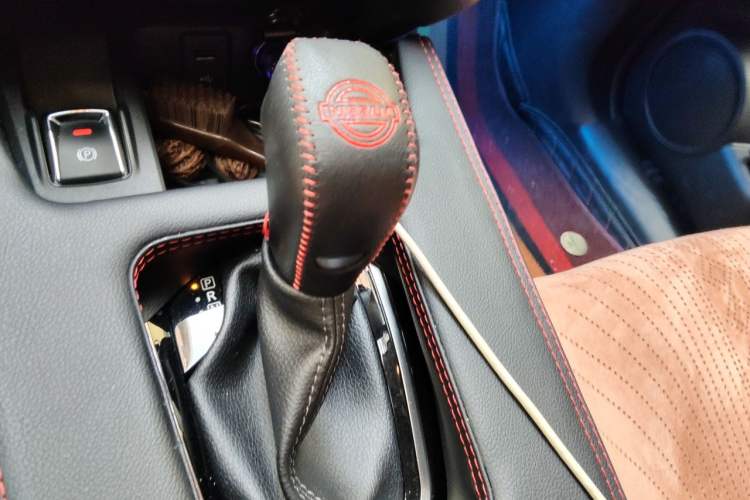 Used Nissan Qashqai 2023 Classic 2.0L CVT XV Comfort Edition Gear Lever