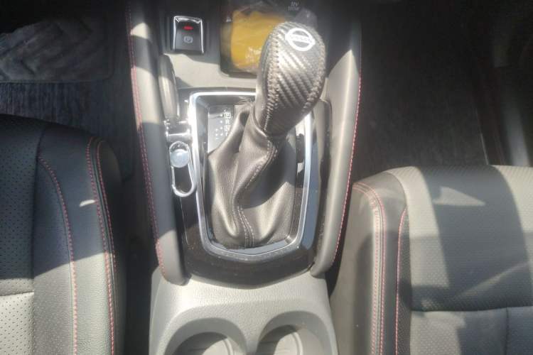 Used Nissan Qashqai 2023 Classic 2.0L CVT XV+ Leading Edition Gear Lever