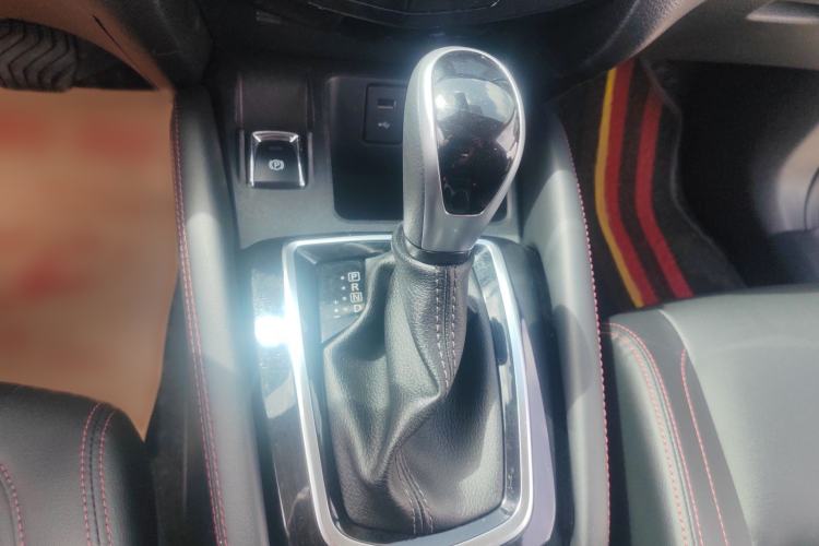 Used Nissan Qashqai 2023 Classic 2.0L CVT XV Comfort Edition Gear Lever