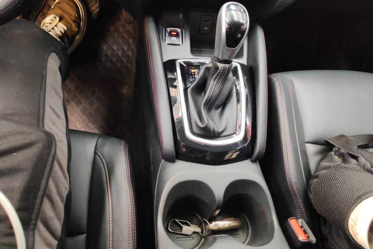 Used Nissan Qashqai 2023 Classic 2.0L CVT XV Comfort Edition Gear Lever