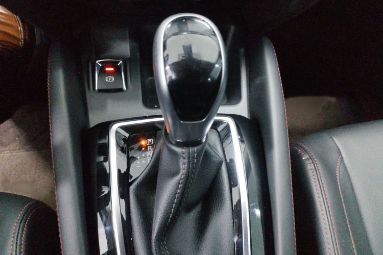 Used Nissan Qashqai 2023 Classic 2.0L CVT XV Comfort Edition Gear Lever