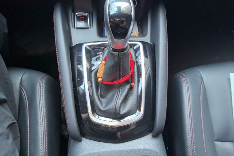 Used Nissan Qashqai 2023 Classic 2.0L CVT XV Comfort Edition Gear Lever