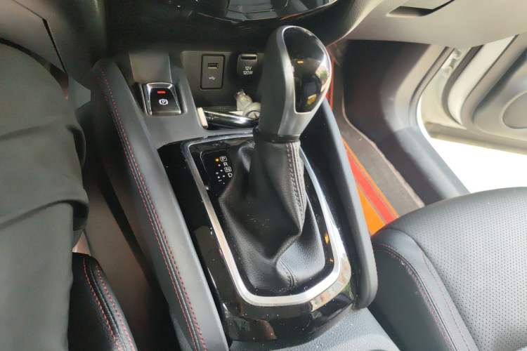 Used Nissan Qashqai 2023 Classic 2.0L CVT XV+ Leading Edition Gear Lever