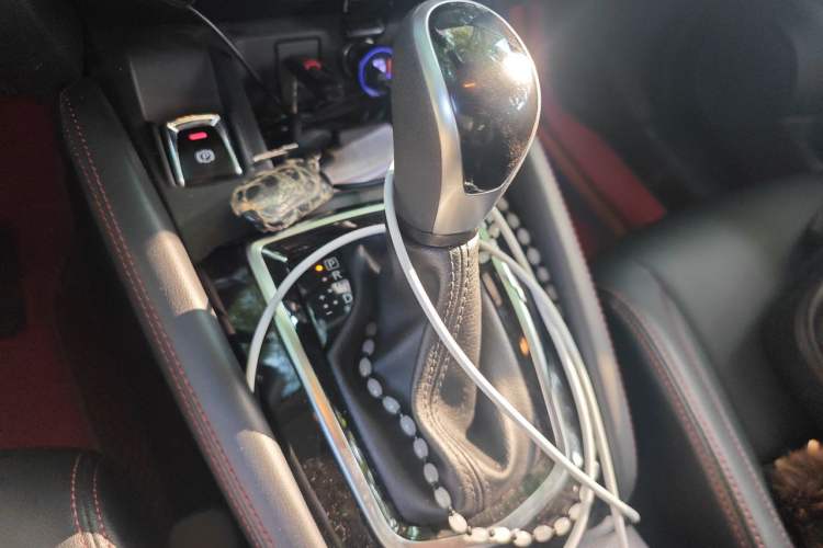 Used Nissan Qashqai 2023 Classic 2.0L CVT XV Comfort Edition Gear Lever