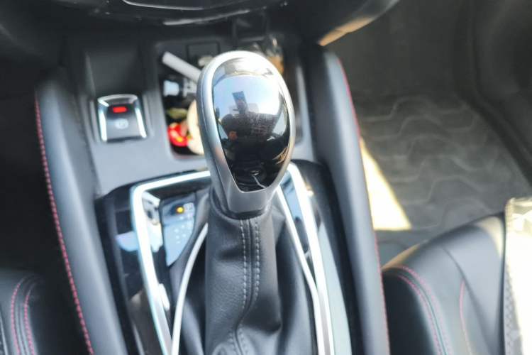 Used Nissan Qashqai 2023 Classic 2.0L CVT XV Comfort Edition Gear Lever