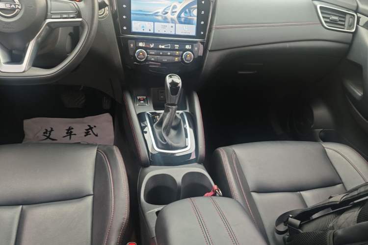 Used Nissan Qashqai 2023 Classic 2.0L CVT XV Comfort Edition Gear Lever