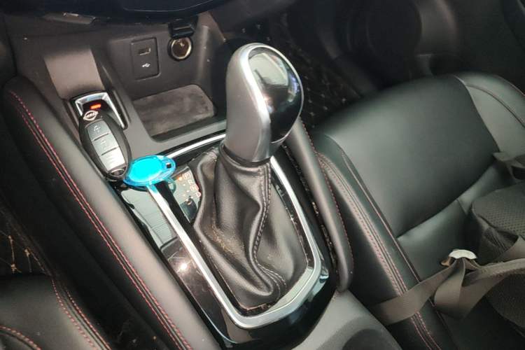Used Nissan Qashqai 2023 Classic 2.0L CVT XV Comfort Edition Gear Lever